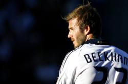 WTT冠军赛四强战对决在即！热刺演练定位球，国际米兰密集防守应对